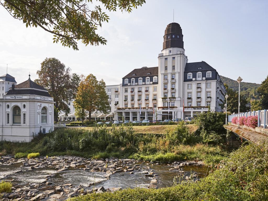 Steigenberger Hotel Bad Neuenahr - voraussichtlich bis Anfang 2023 geschlossen wg. Hochwasserschäden!!