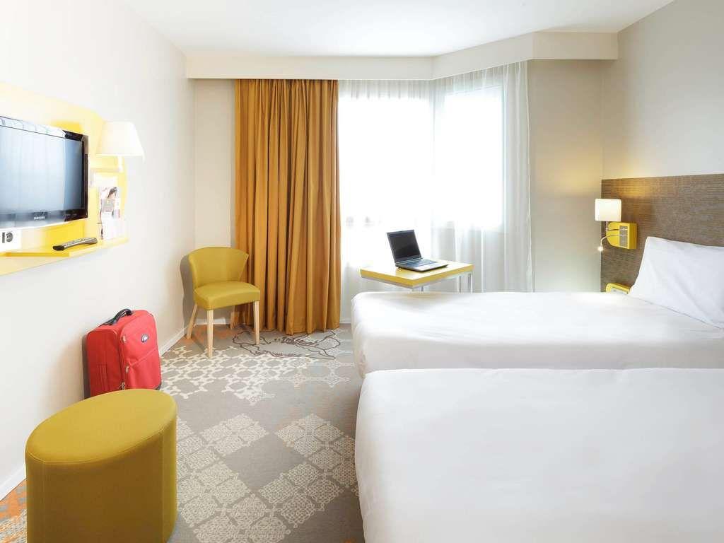 ibis Styles Tours Centre #11