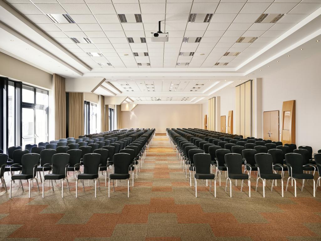 NH Vienna Airport Conference Center #20