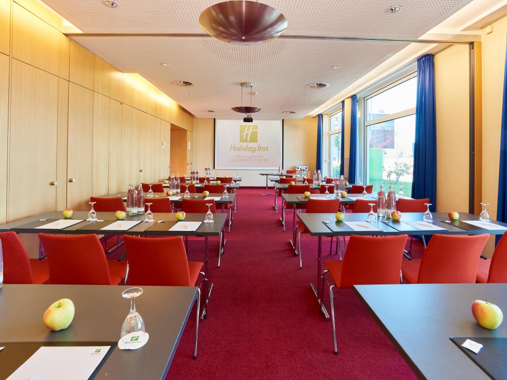 Holiday Inn Berlin Airport - Conference Centre #4