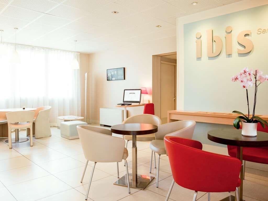 ibis Senlis #9