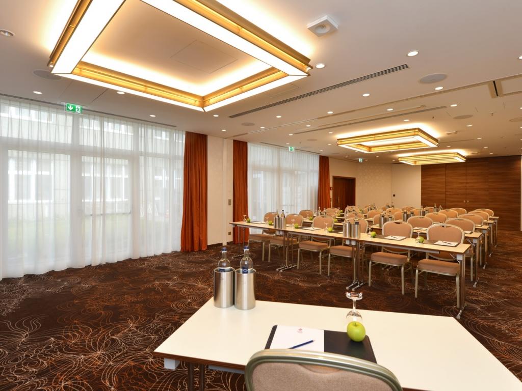 Best Western Plus Delta Park Hotel