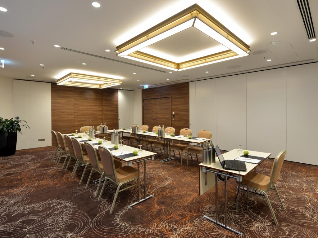 Best Western Plus Delta Park Hotel