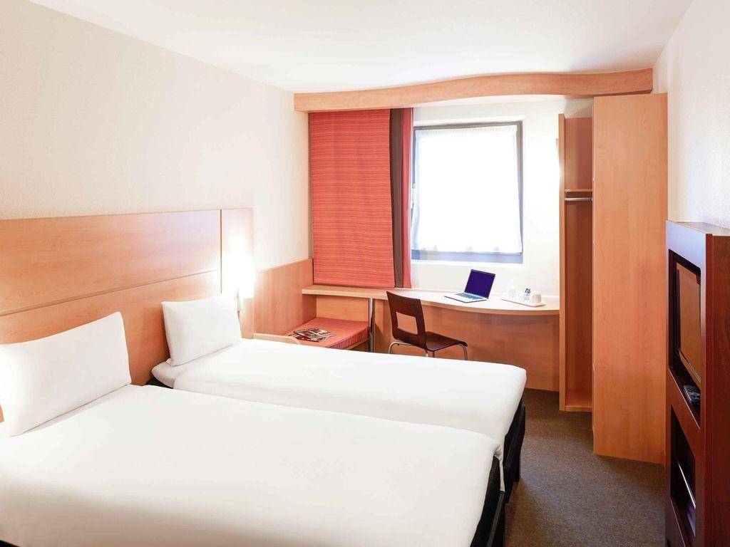 ibis London Elstree Borehamwood #8
