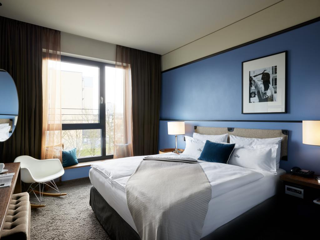 The George Hotel