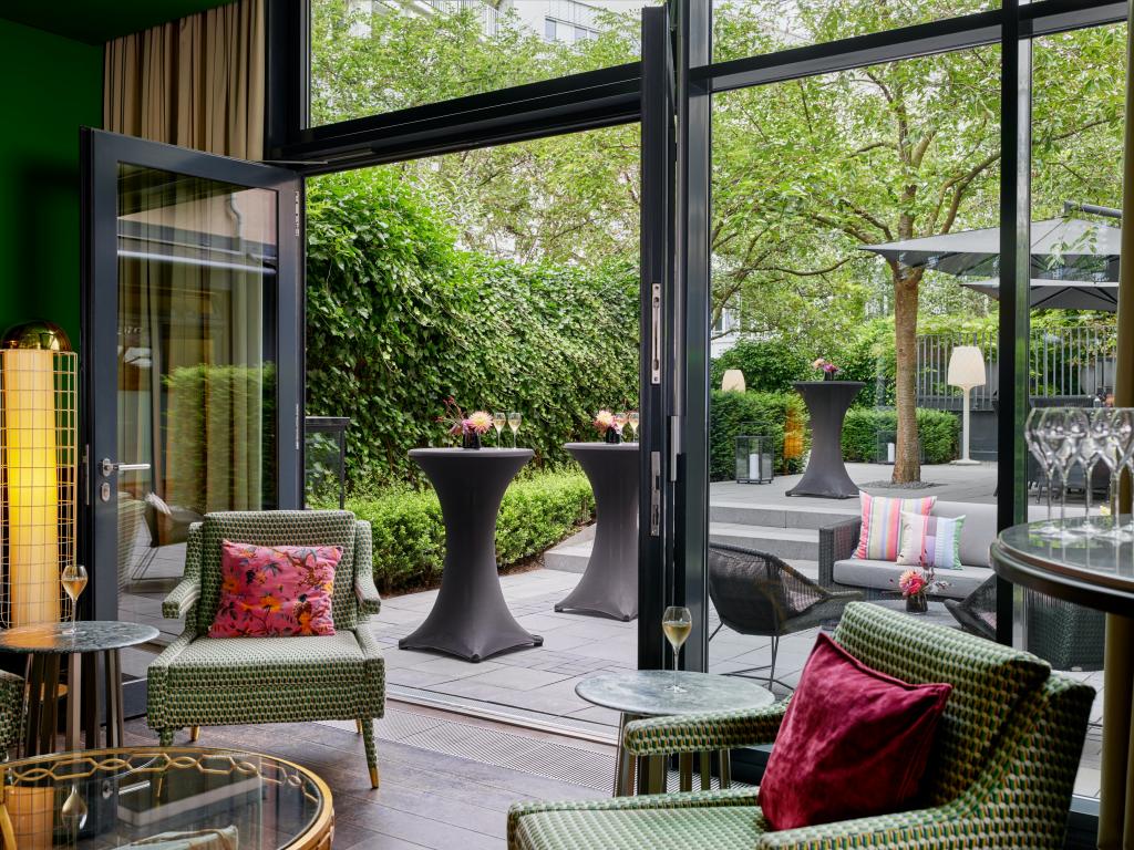The George Hotel