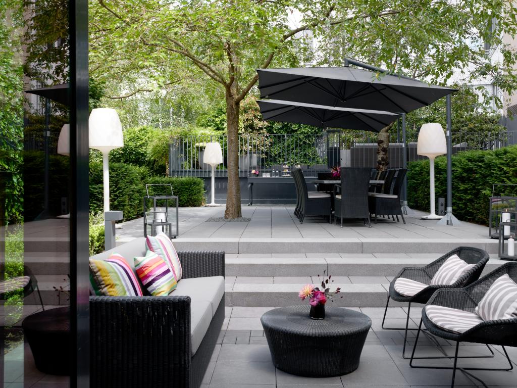 The George Hotel