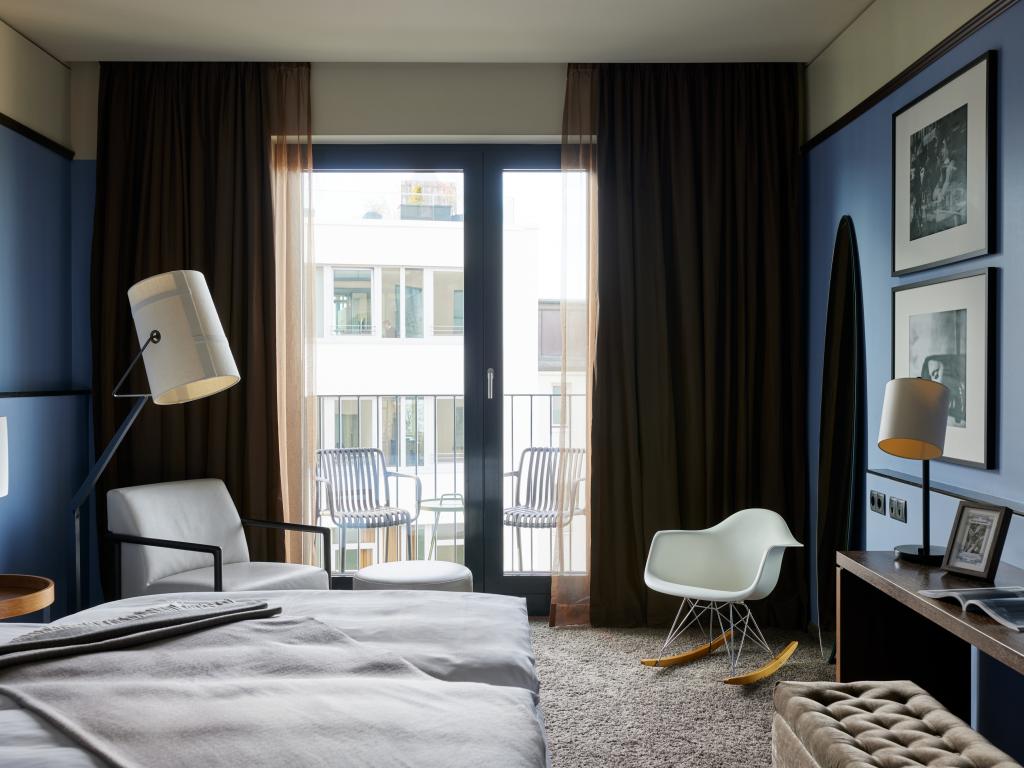 The George Hotel