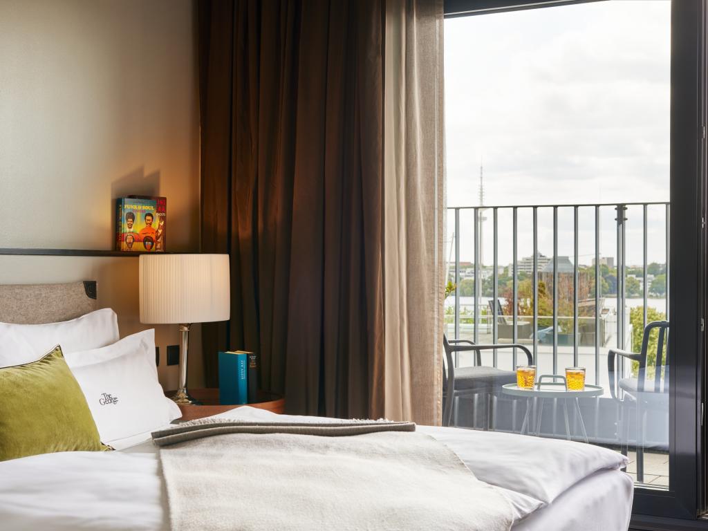 The George Hotel
