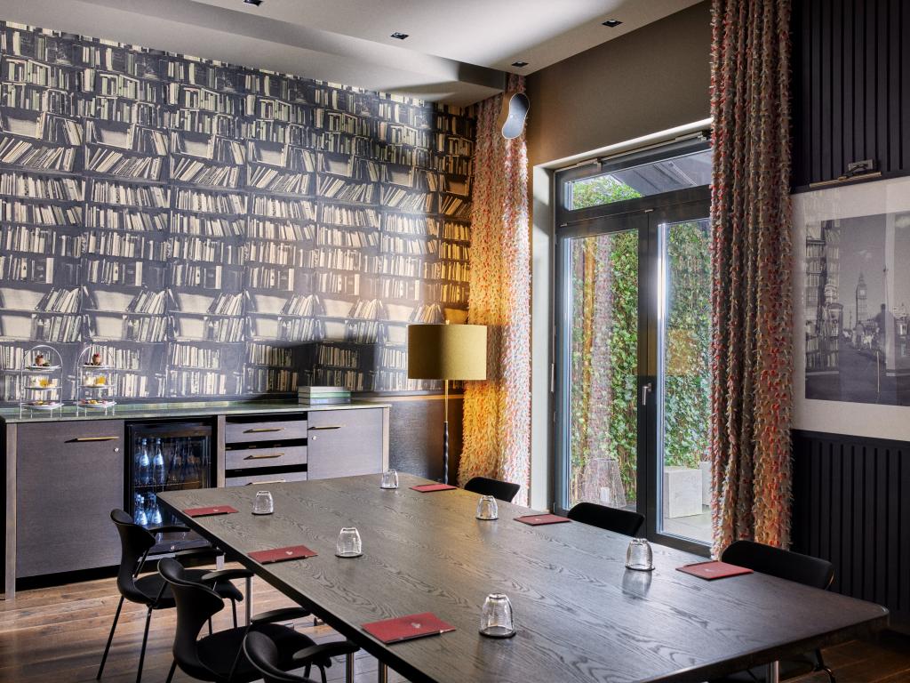 The George Hotel