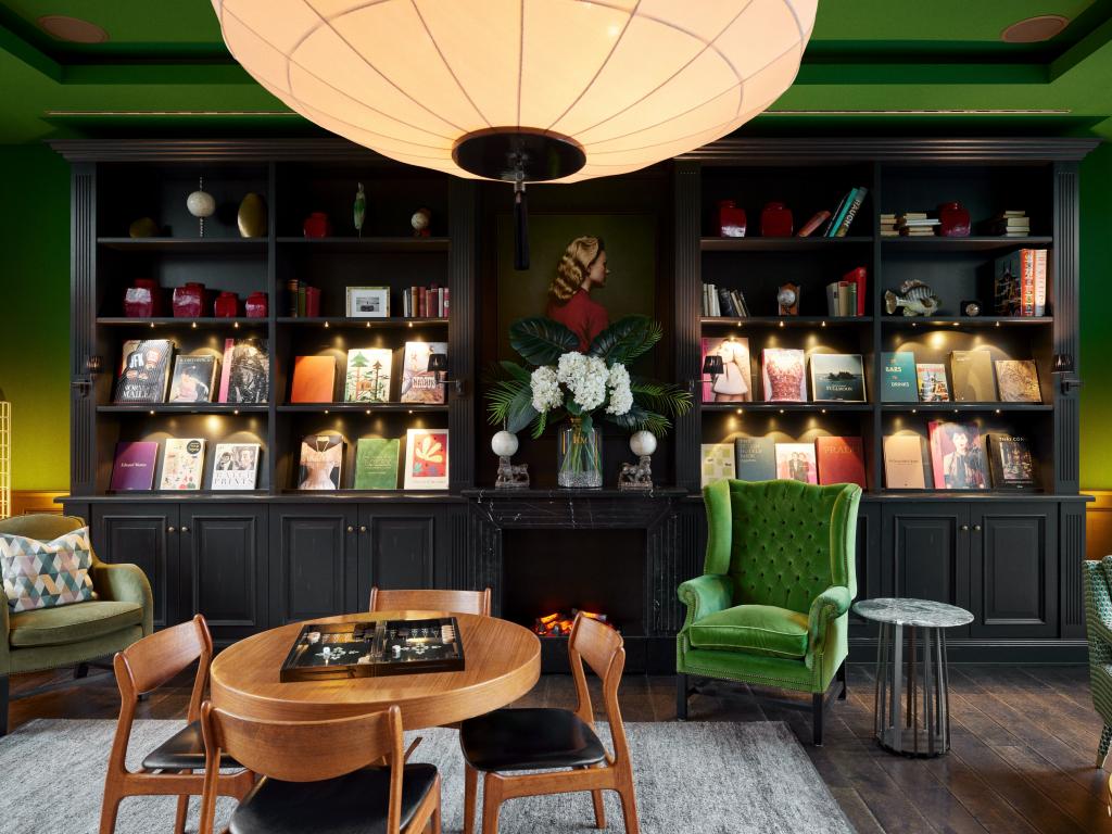 The George Hotel
