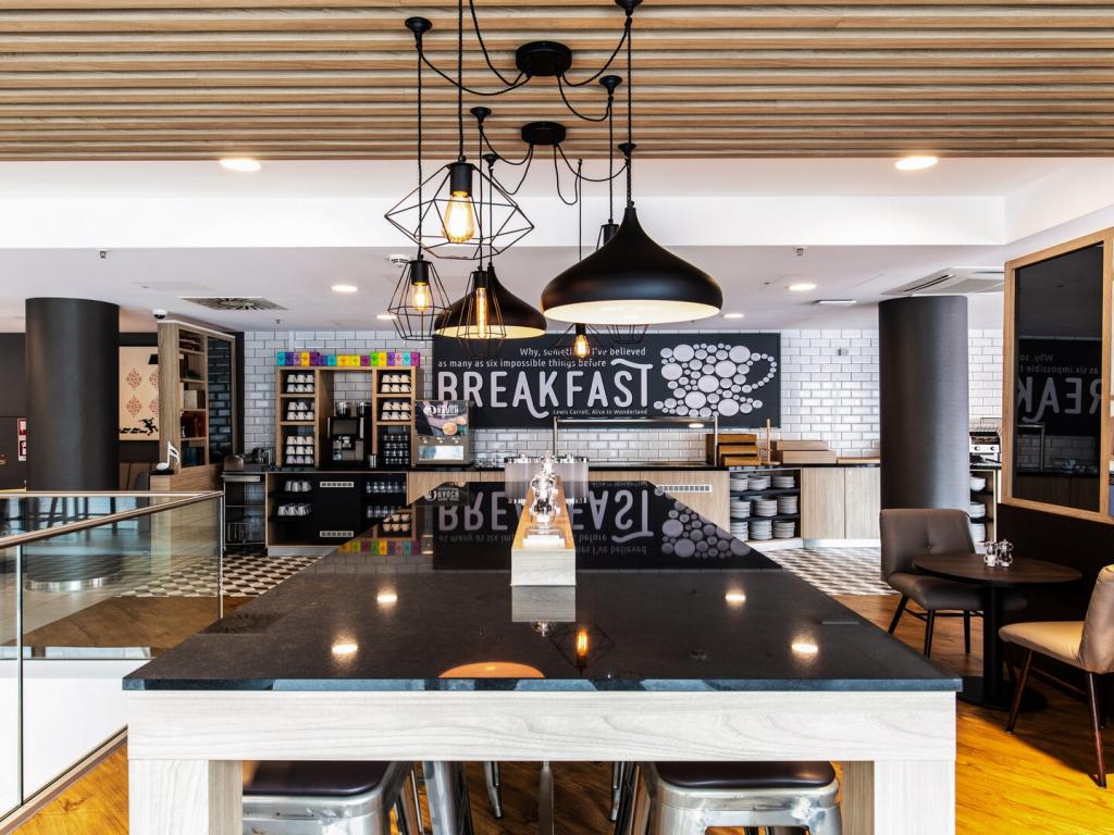 Premier Inn Hamburg City Hammerbrook #4