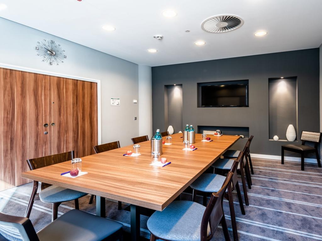 Premier Inn Düsseldorf City Centre #5