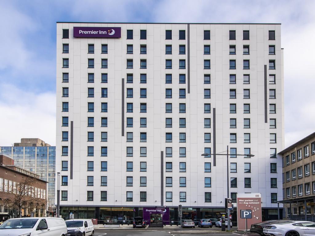 Premier Inn Essen City Centre #4