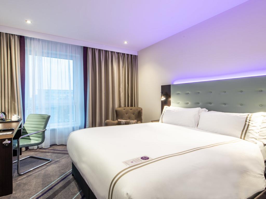 Premier Inn Essen City Centre #10