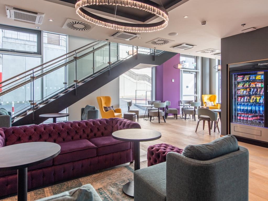 Premier Inn Stuttgart City Centre #3