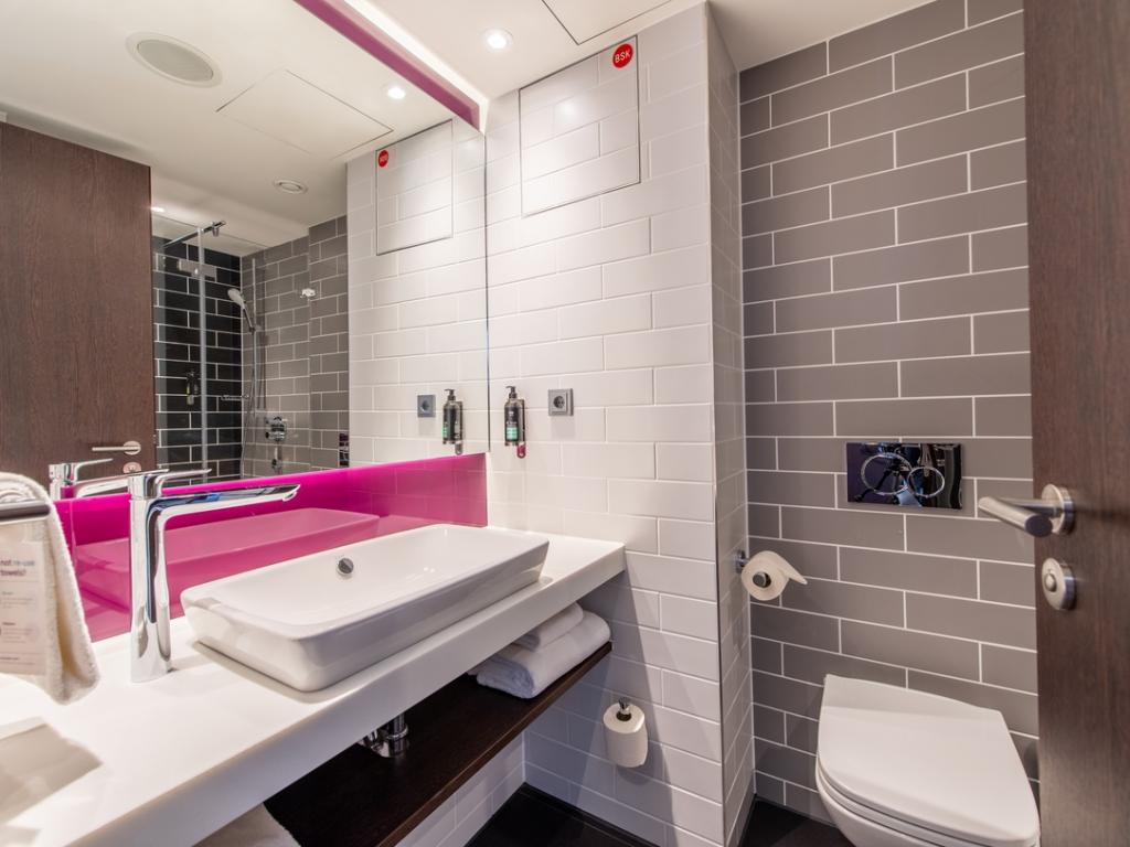 Premier Inn Stuttgart City Centre #12