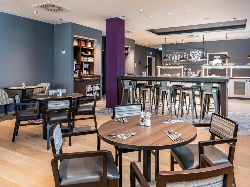 Premier Inn Stuttgart City Centre #8