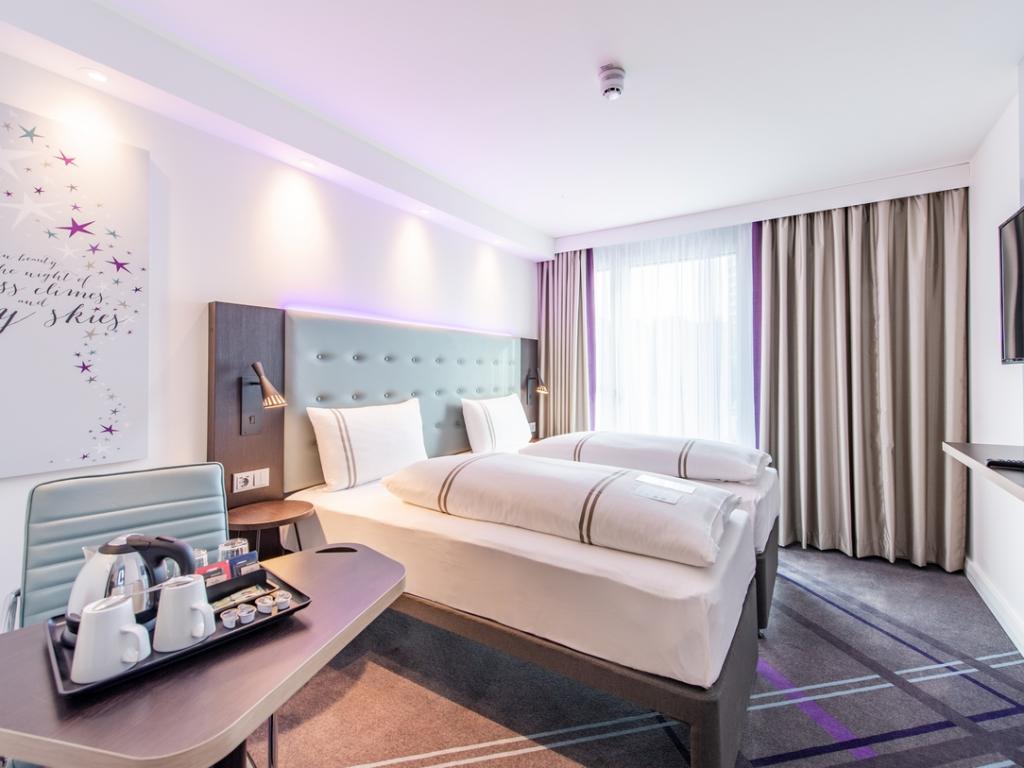 Premier Inn Stuttgart City Centre #10