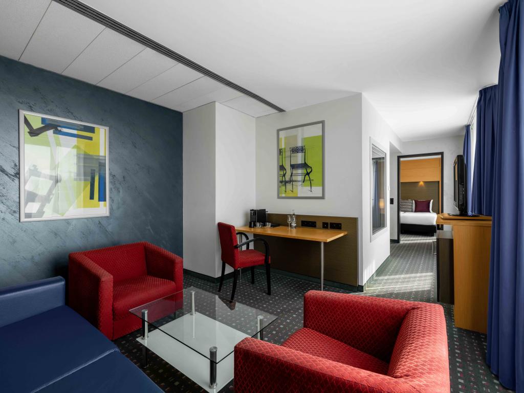 Ramada by Wyndham Essen #35