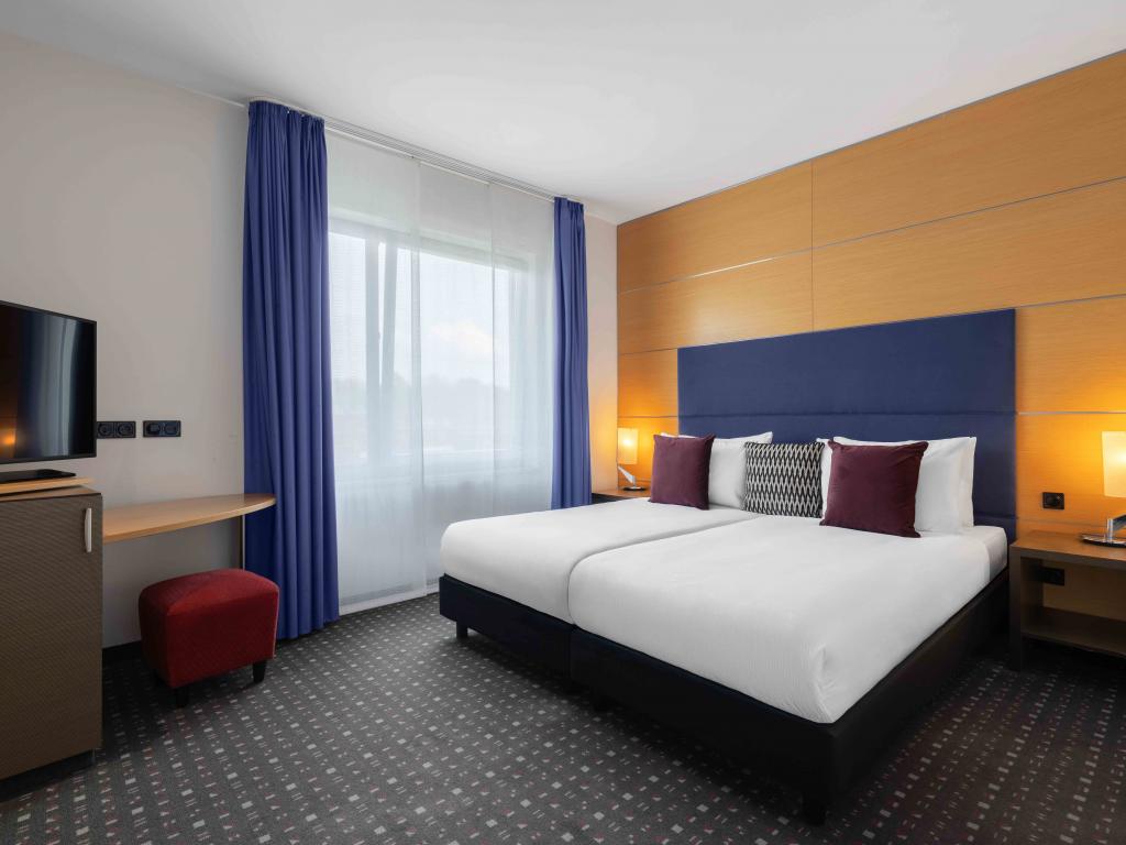 Ramada by Wyndham Essen #36