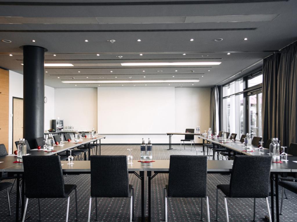 Ramada by Wyndham Essen #11