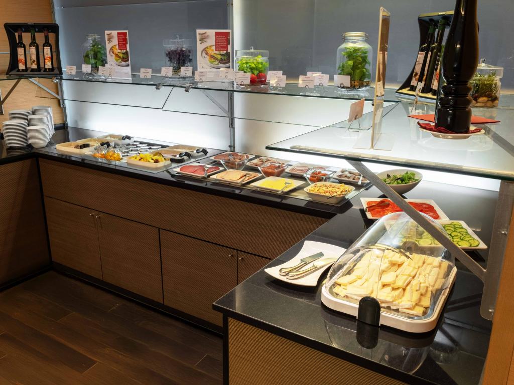 Ramada by Wyndham Essen #40