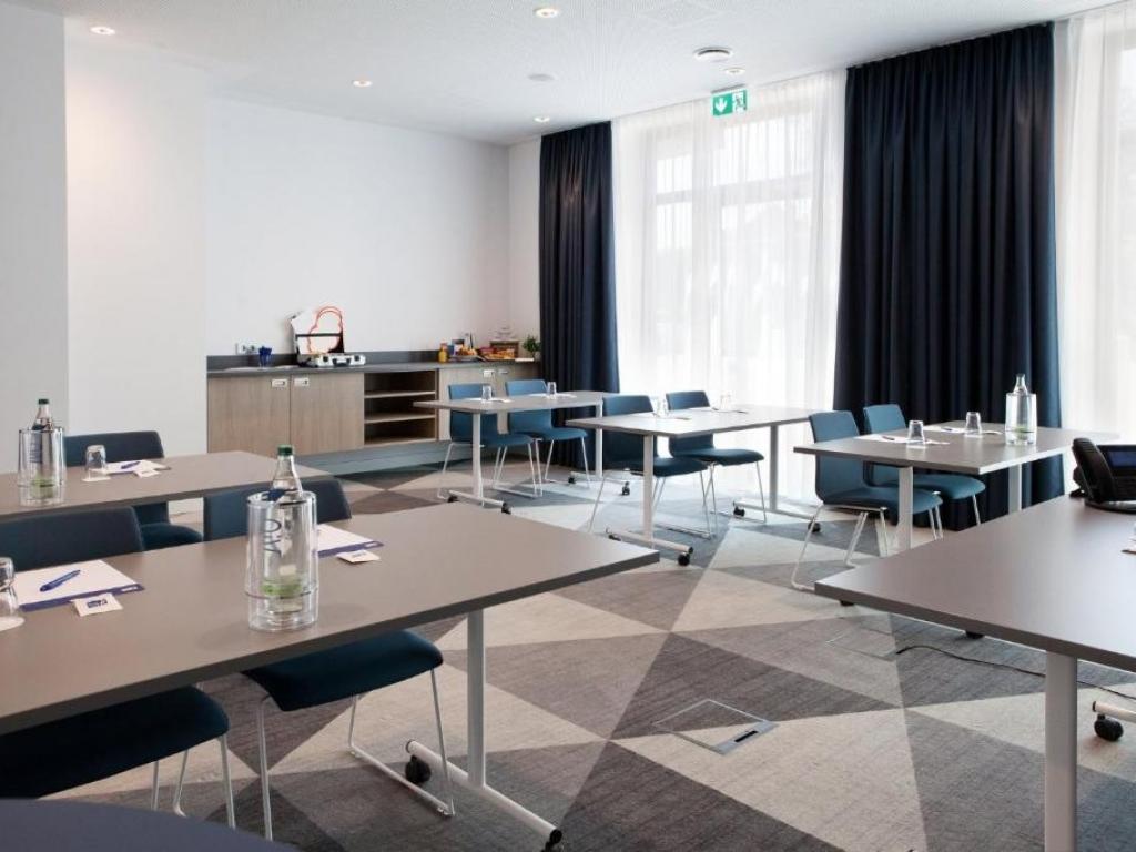 Holiday Inn Express Remscheid, an IHG Hotel #9