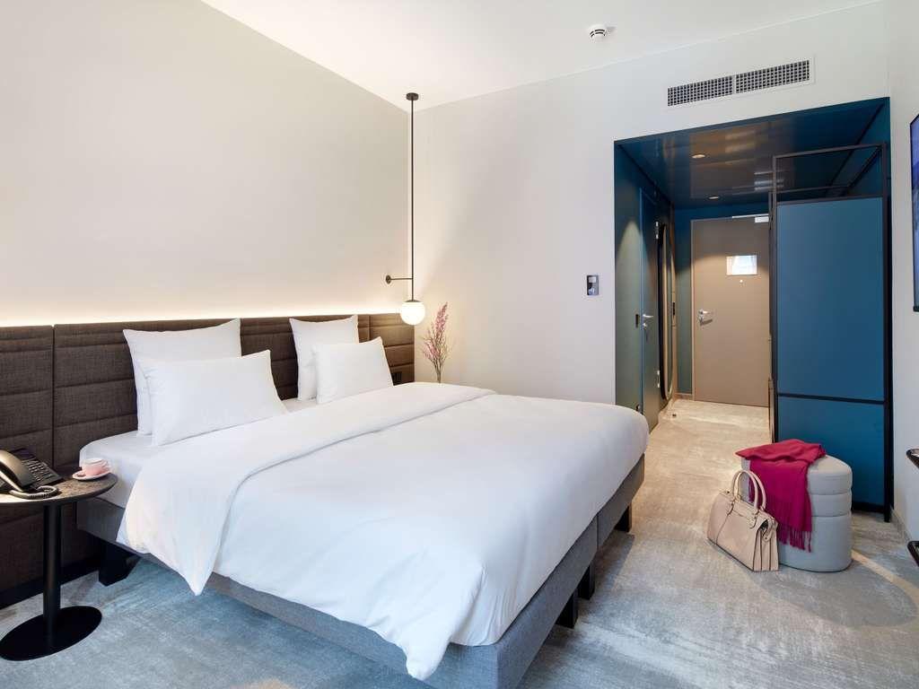 Novotel Hamburg Central Station #2