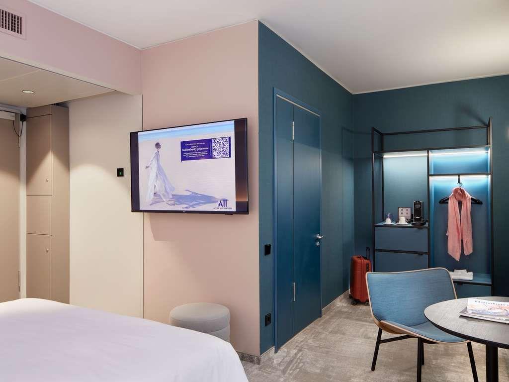 Novotel Hamburg Central Station #7