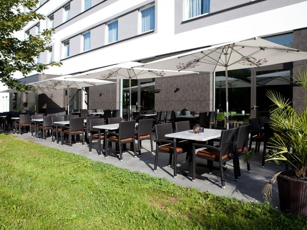 Holiday Inn Express Friedrichshafen #9