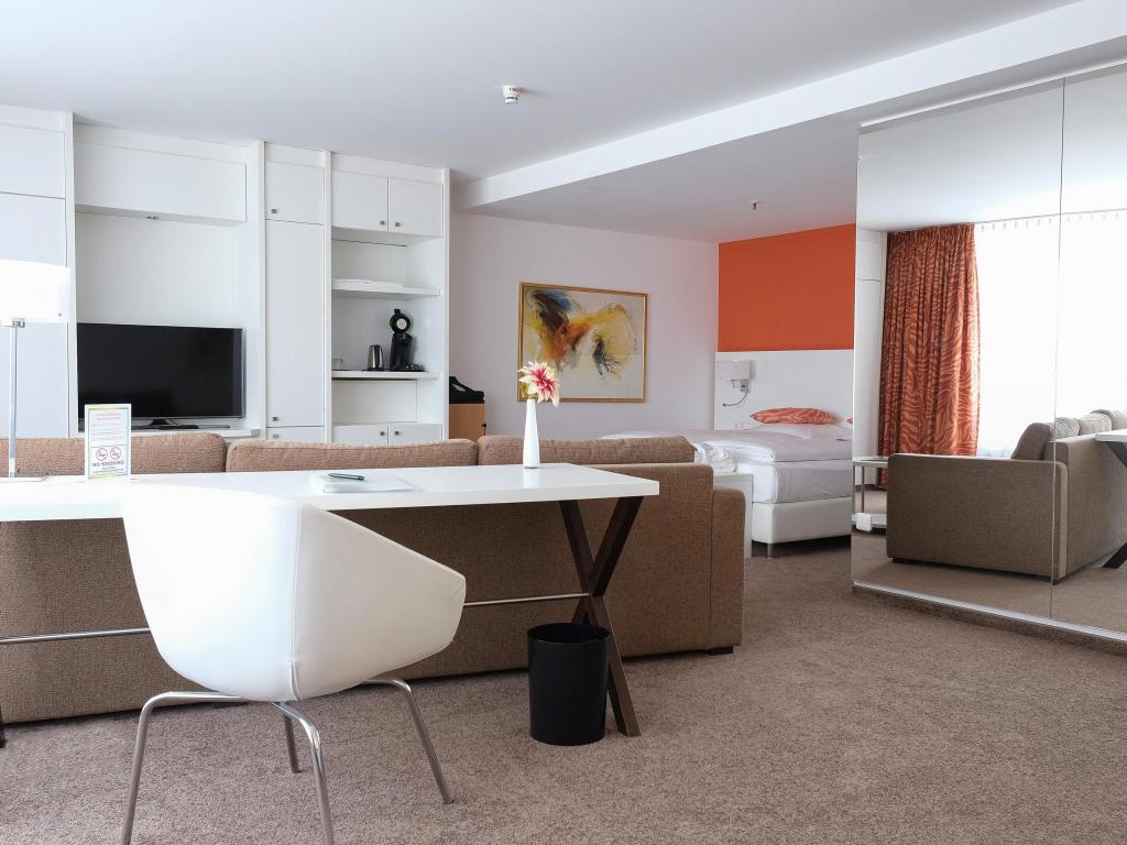 relexa hotel Frankfurt GmbH #6