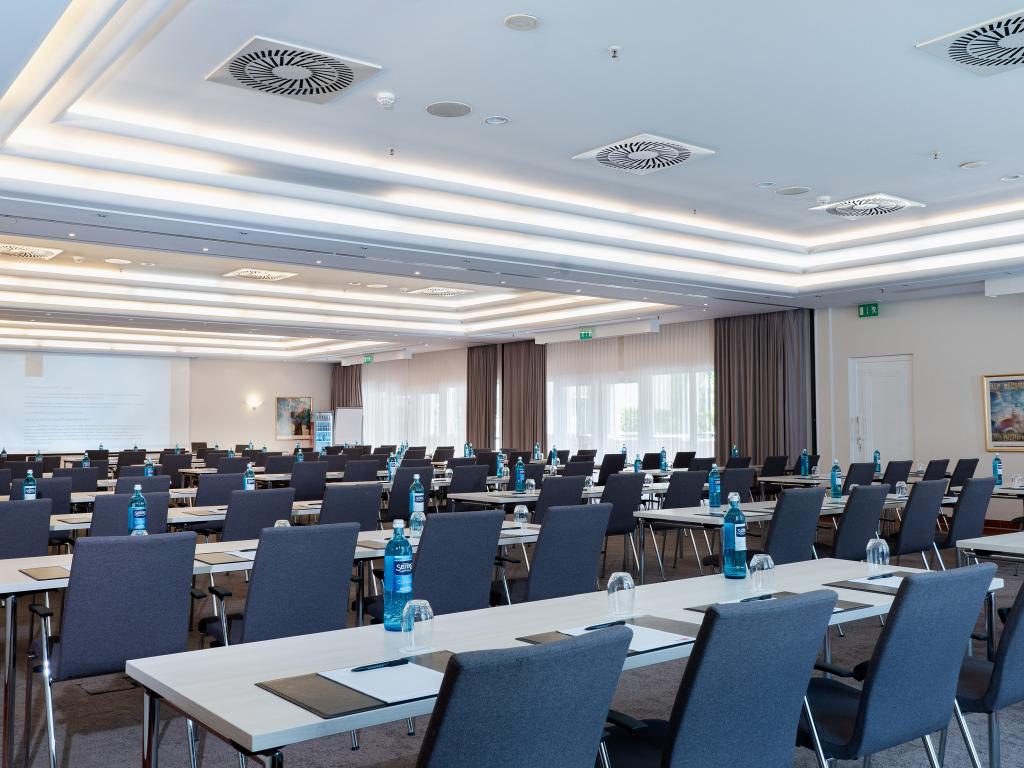 relexa hotel Frankfurt GmbH #3