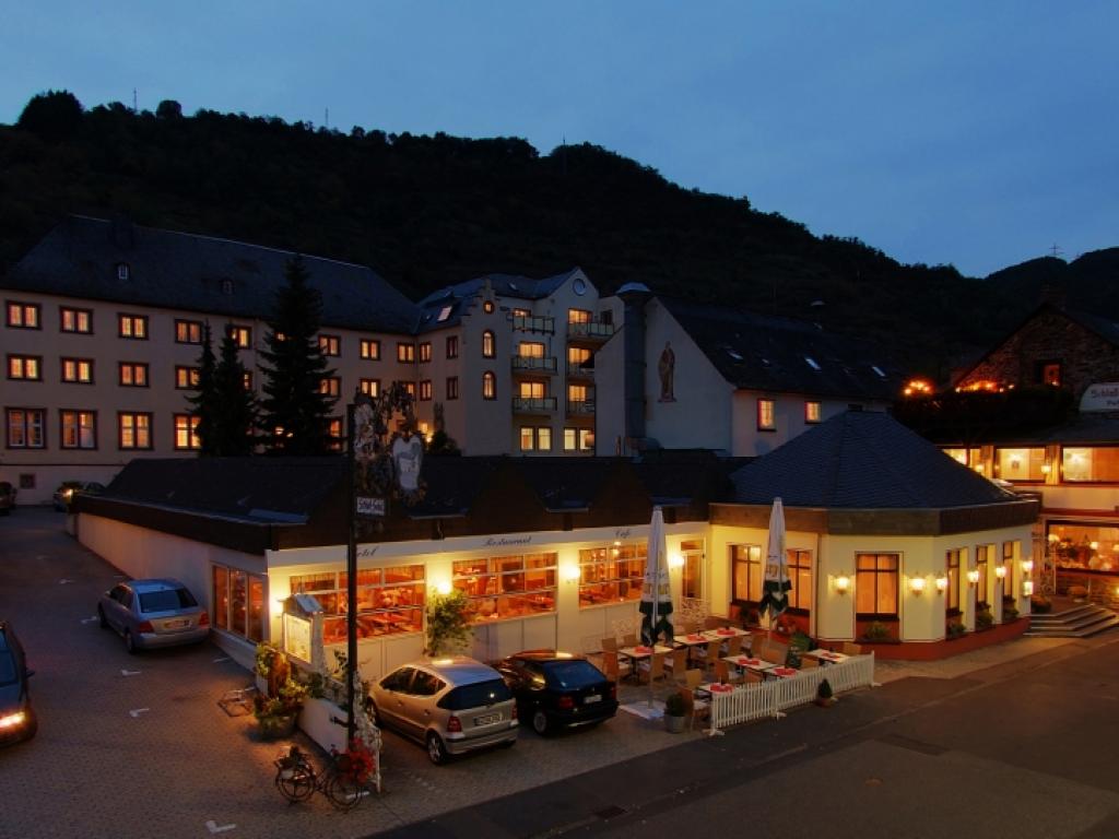 Schloß-Hotel-Petry