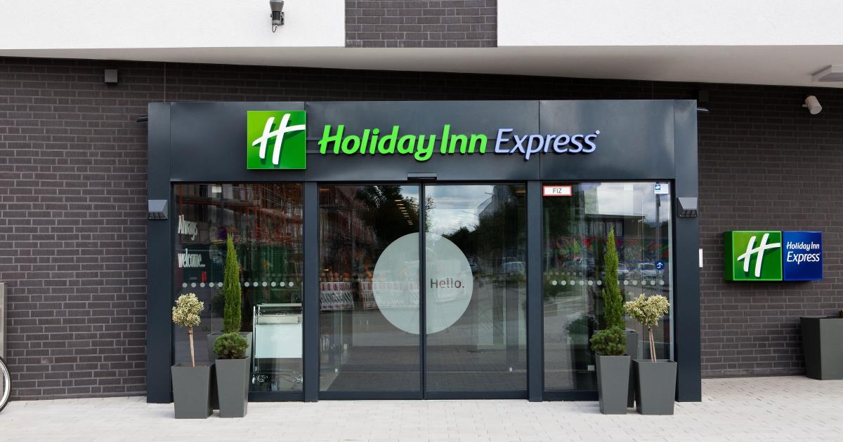 Holiday Inn Express Düsseldorf Airport Park Sleep & Fly mice.aloom.de