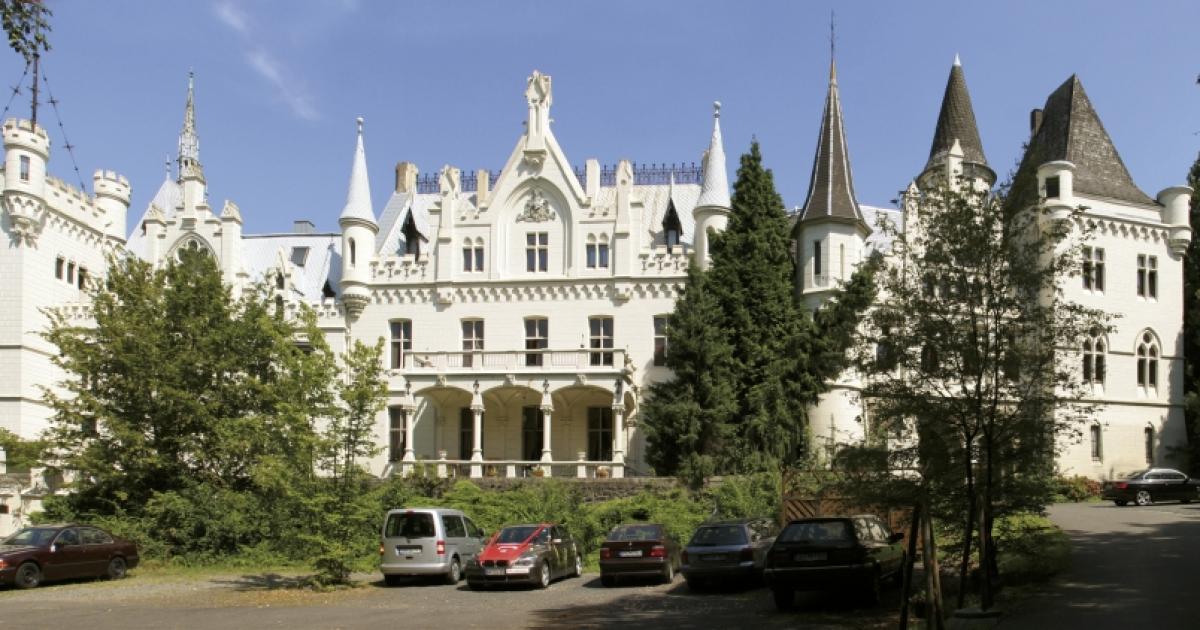 Schlosshotel Kommende Ramersdorf - Tagungshotel in Bonn - ALOOM